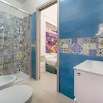 La Casa Del Postino * Procida