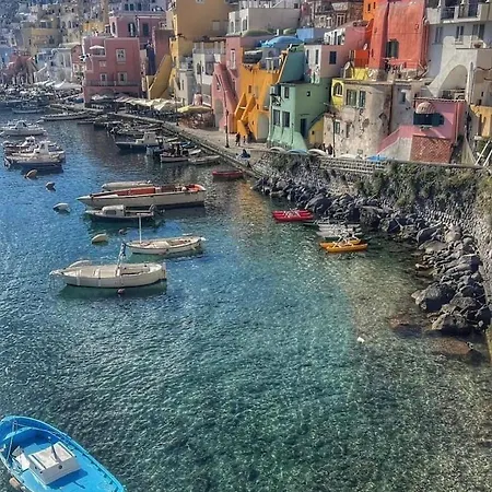 La Casa Del Postino Appartement Procida