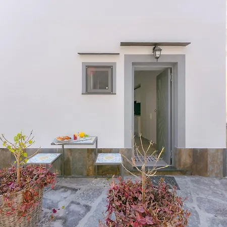 La Casa Del Postino * Procida